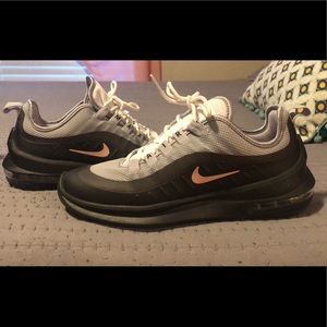 Airmaxes brand new